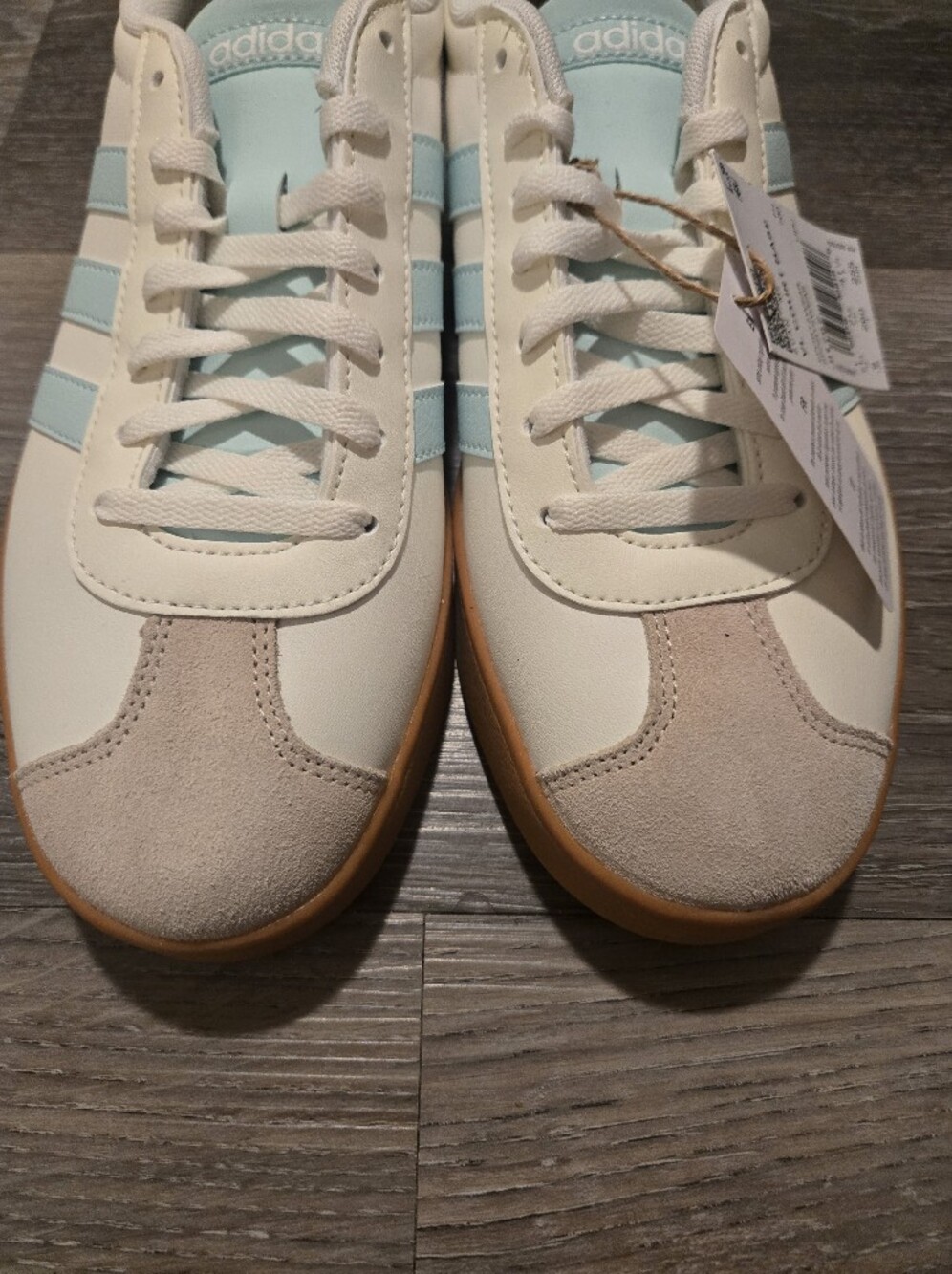 Adidas Womens NWT White & Light Blue Sneakers Size 9 - Picture 4 of 7